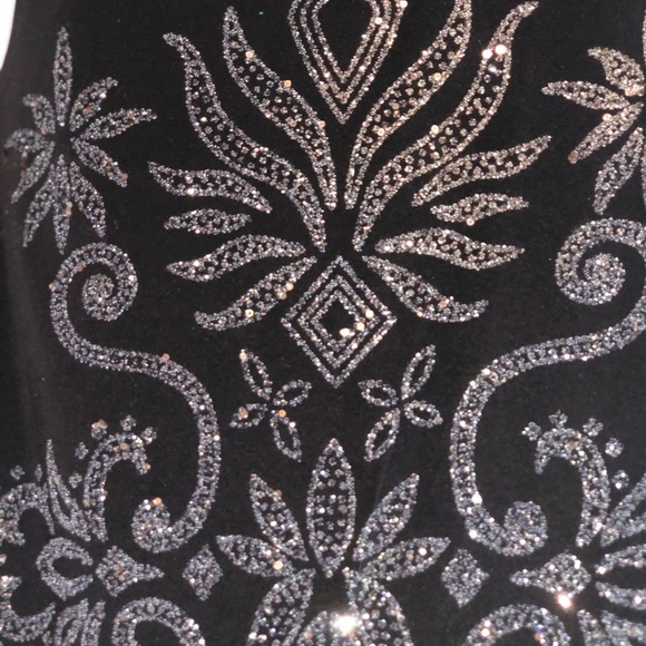 Black dress - Picture 2 of 4